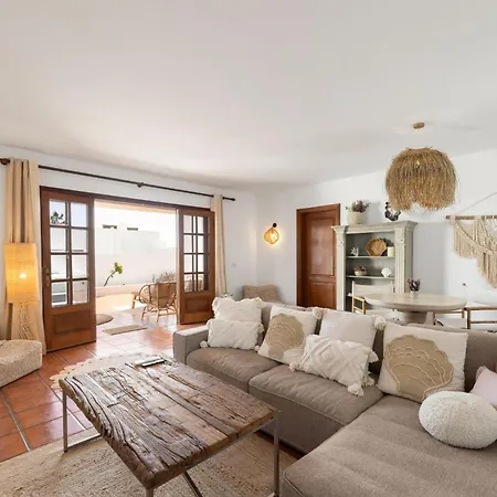 بيت للعطل Home2book Lanzarote Sunset & Jacuzzi House