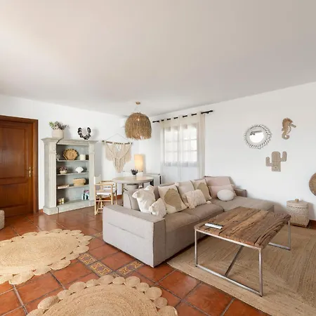 Home2book Lanzarote Sunset & Jacuzzi House * تشاركو ديل بالو