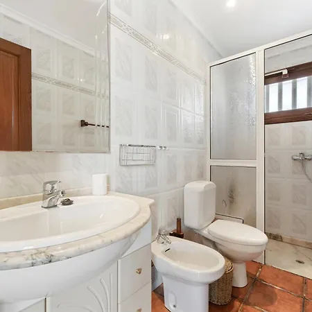 Home2book Lanzarote Sunset & Jacuzzi House بيت للعطل *