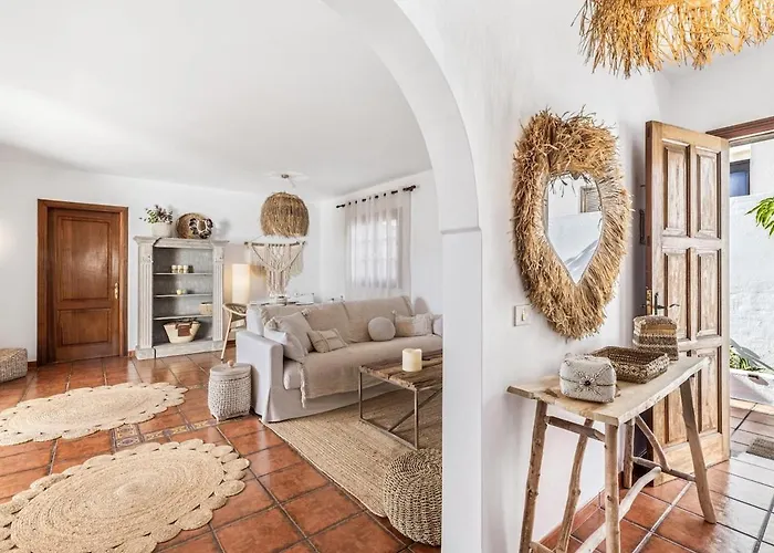 Home2book Lanzarote Sunset & Jacuzzi House Ferienhaus Charco del Palo